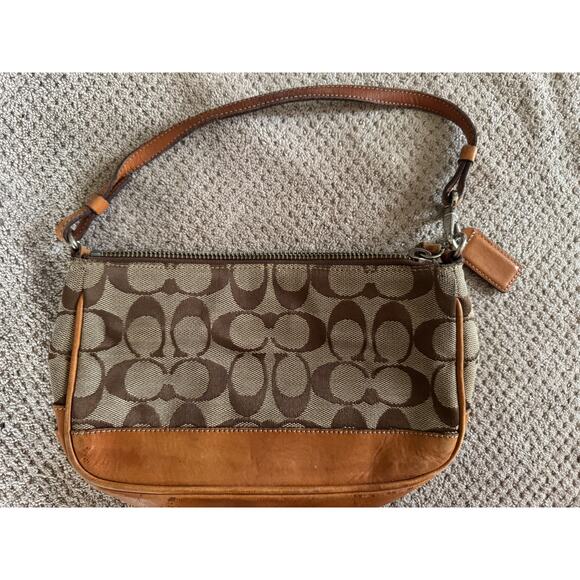 Coach 100% Leather Hampton Demi Logo Handbag ~ Darling - Picture 1 of 5